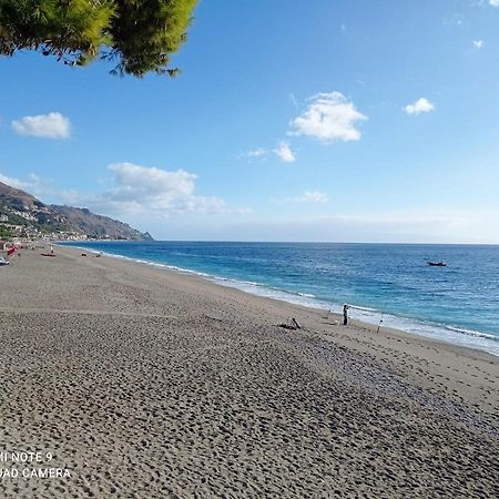 Casa Vacanze Leto Letojanni Bagian luar foto